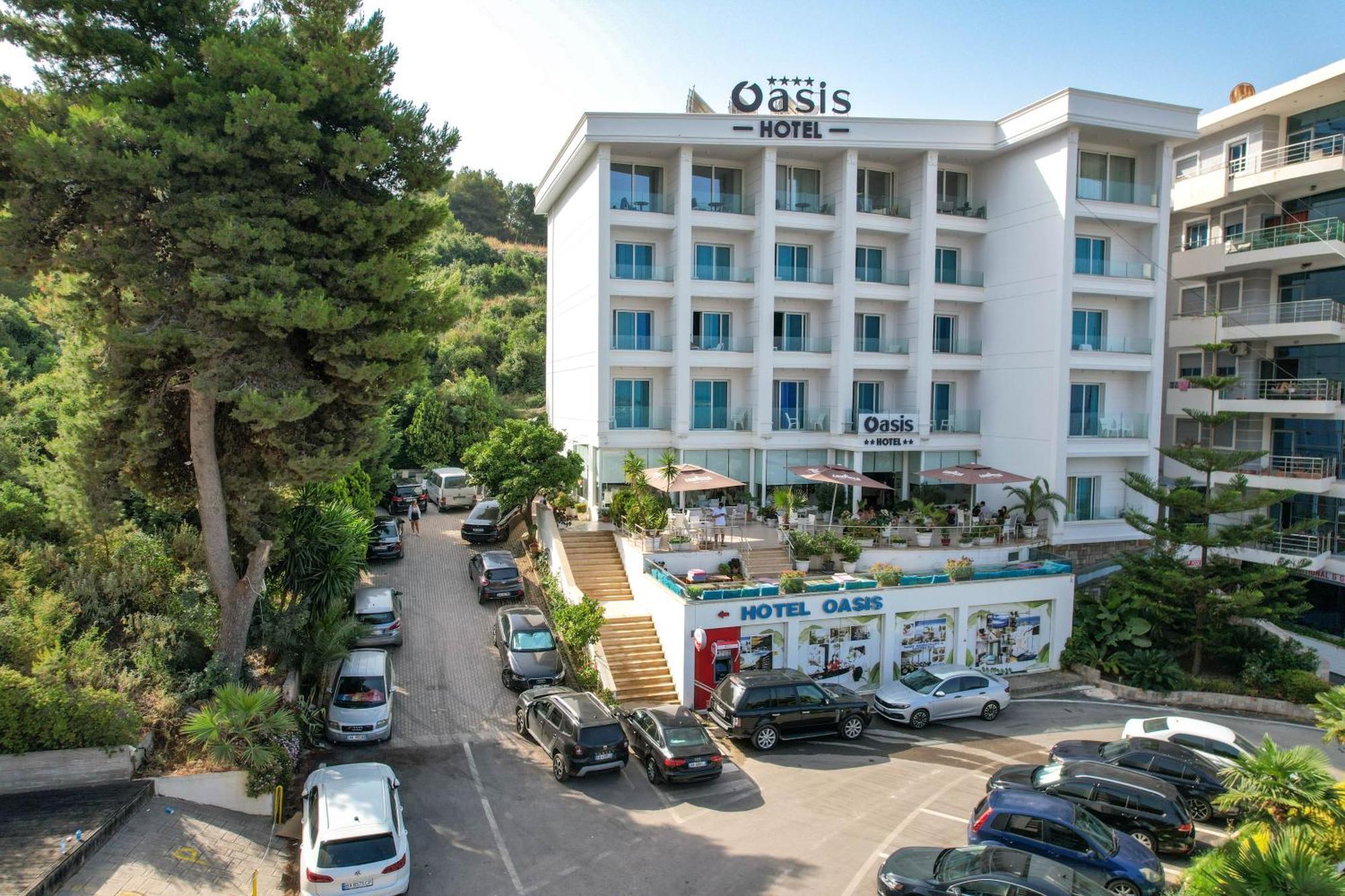 Hotel Oasis Саранда Экстерьер фото
