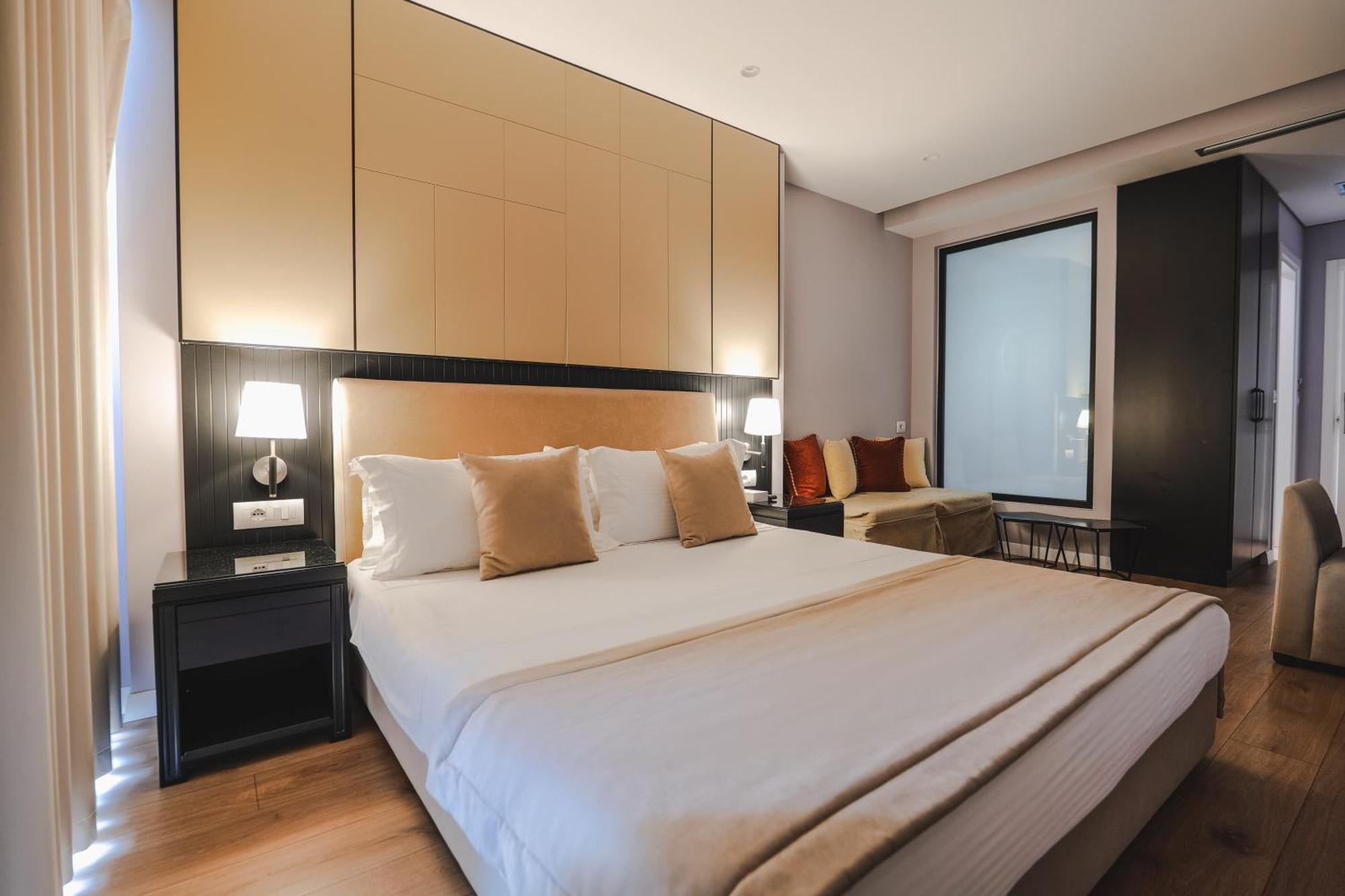 Hotel Oasis Саранда Экстерьер фото